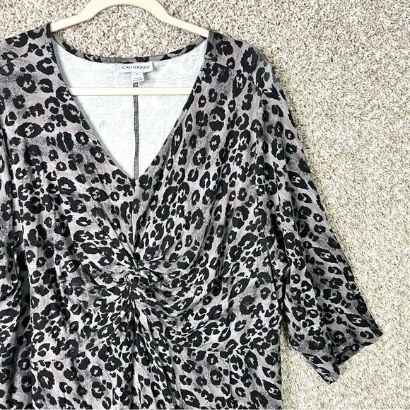 Catherine’s Top Women’s 3X Leopard Print Twist Front V-Neck Blouse in Plus Size - Picture 2 of 5